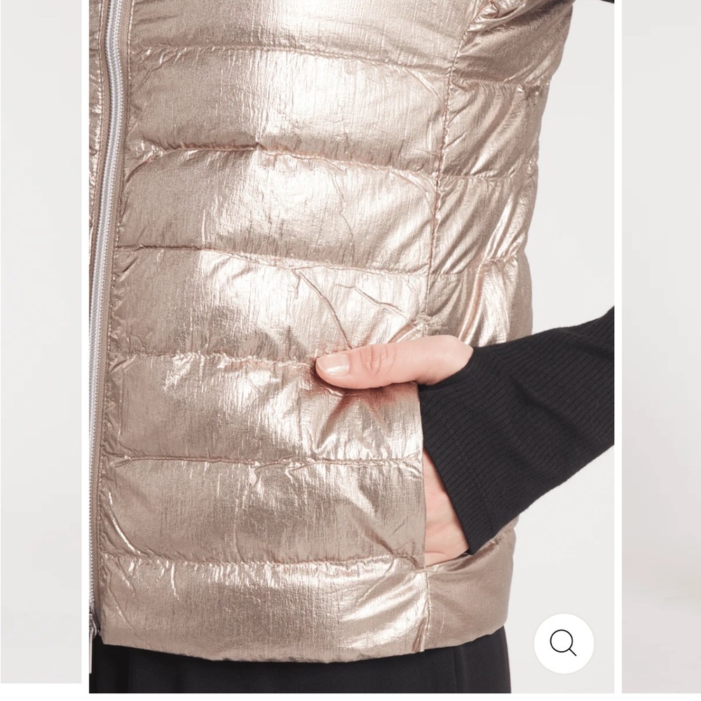 Cotes de London Medium Gold Metallic Puffer Vest - Picture 5 of 8